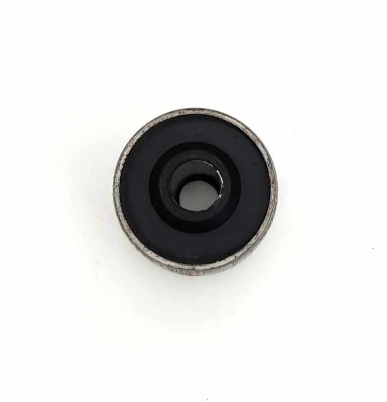 Picture of Cabin mount, IMT 542, 549, 560, metal