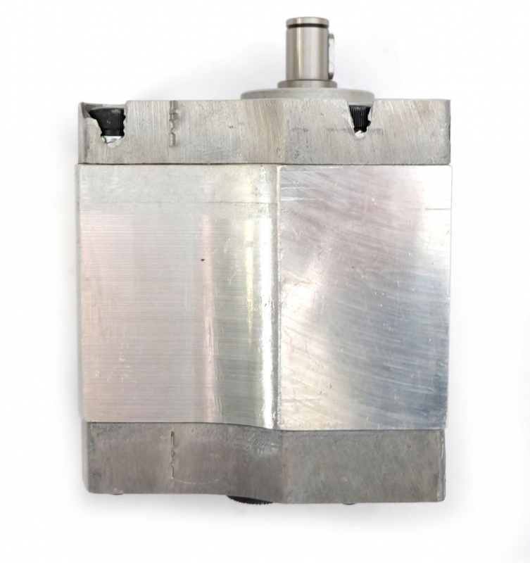 Slika Črpalka hidravlike pomožna IMT 571-577 52705239