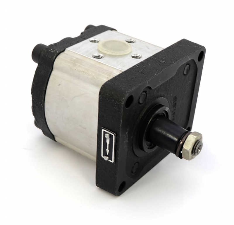 Slika Črpalka hidravlike UTB leva - P.Petoletka